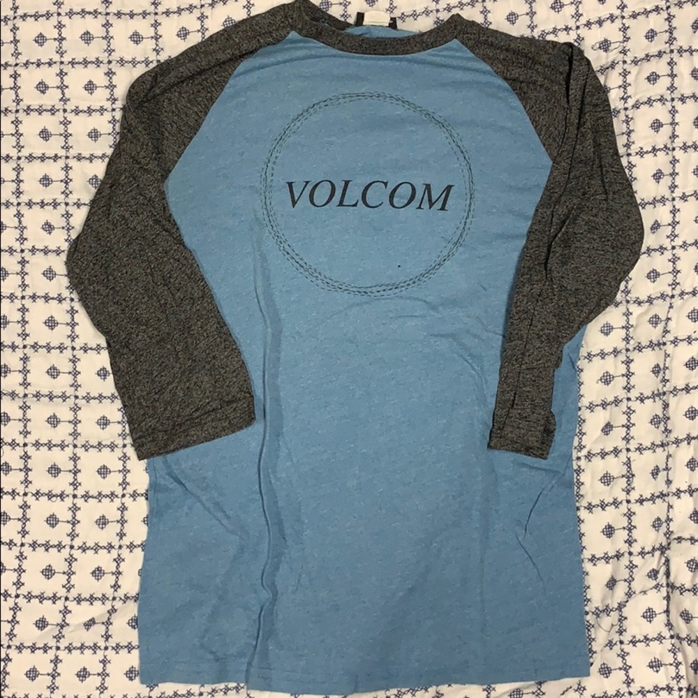 Volcom baseball T-shirt size small